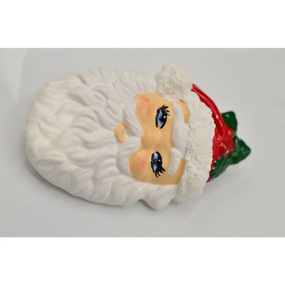 Vintage Santa Claus Christmas Pin Brooch Ceramic Painted Holiday 1980s 9B